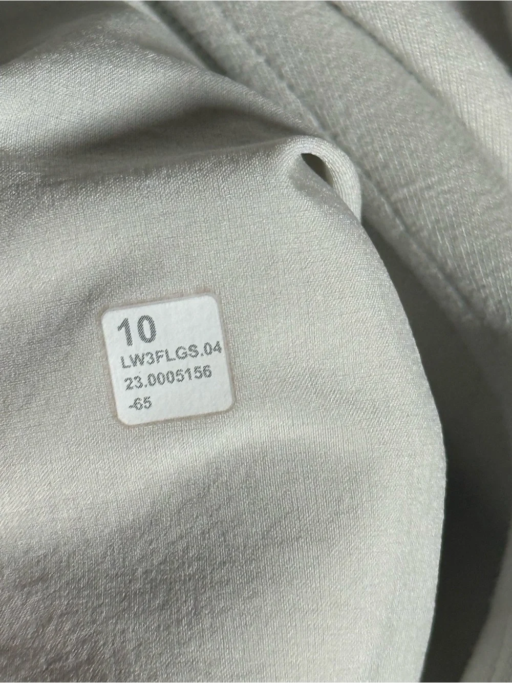 Lululemon Modal Blend Turtleneck Tunic Sweatshirt Bone Oversized Pockets Size 10